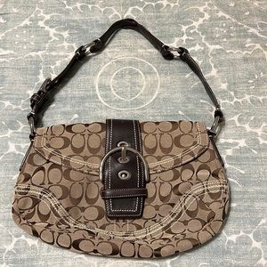 Authentic Coach shoulder purse